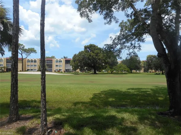 $1,595 | 259 Quail Forest Boulevard, Unit 106, Naples, FL 34105