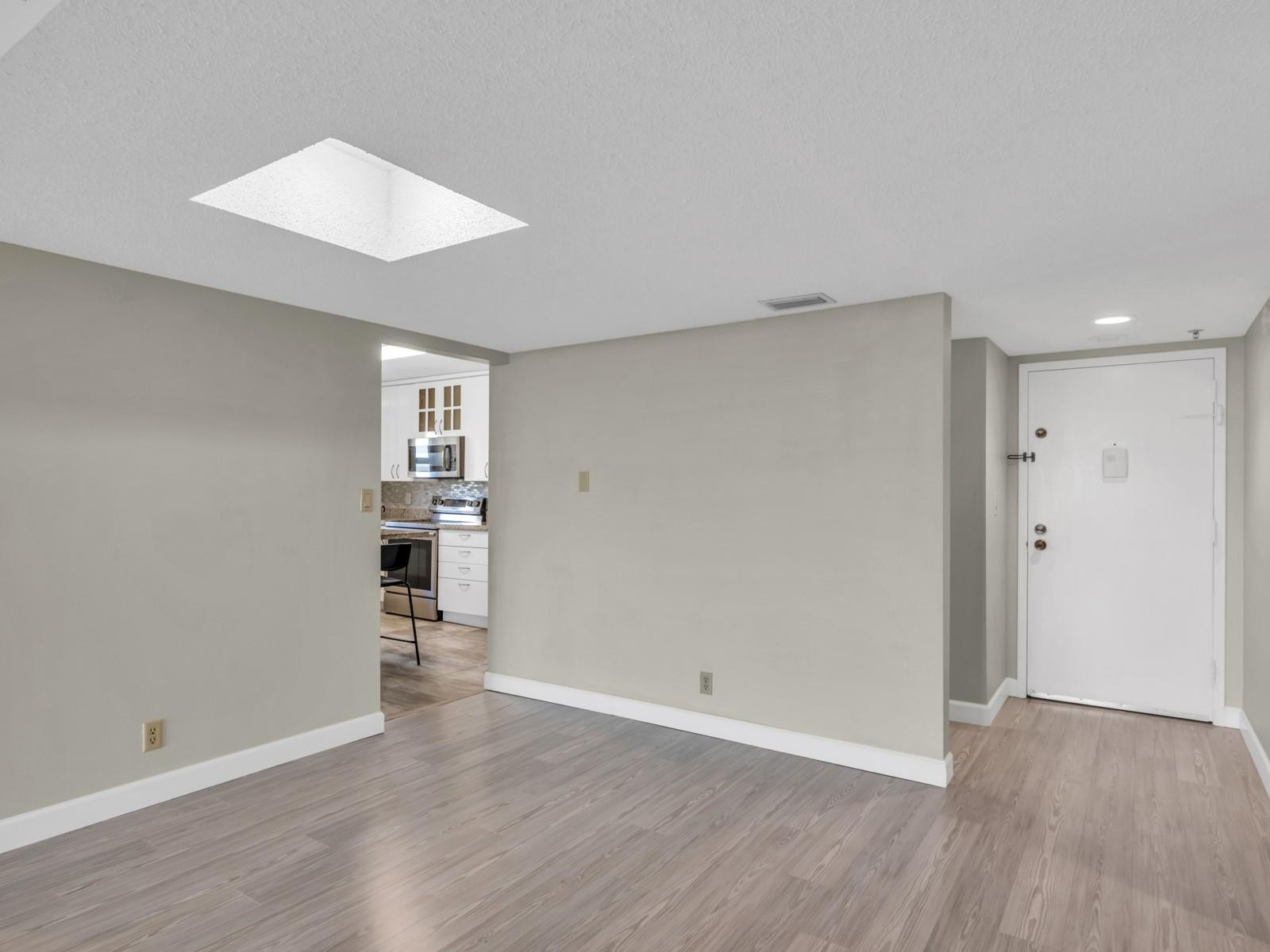 16300 Golf Club Road, Unit 719 Weston, FL 33326 - Photo 9 of 36 Photo 9