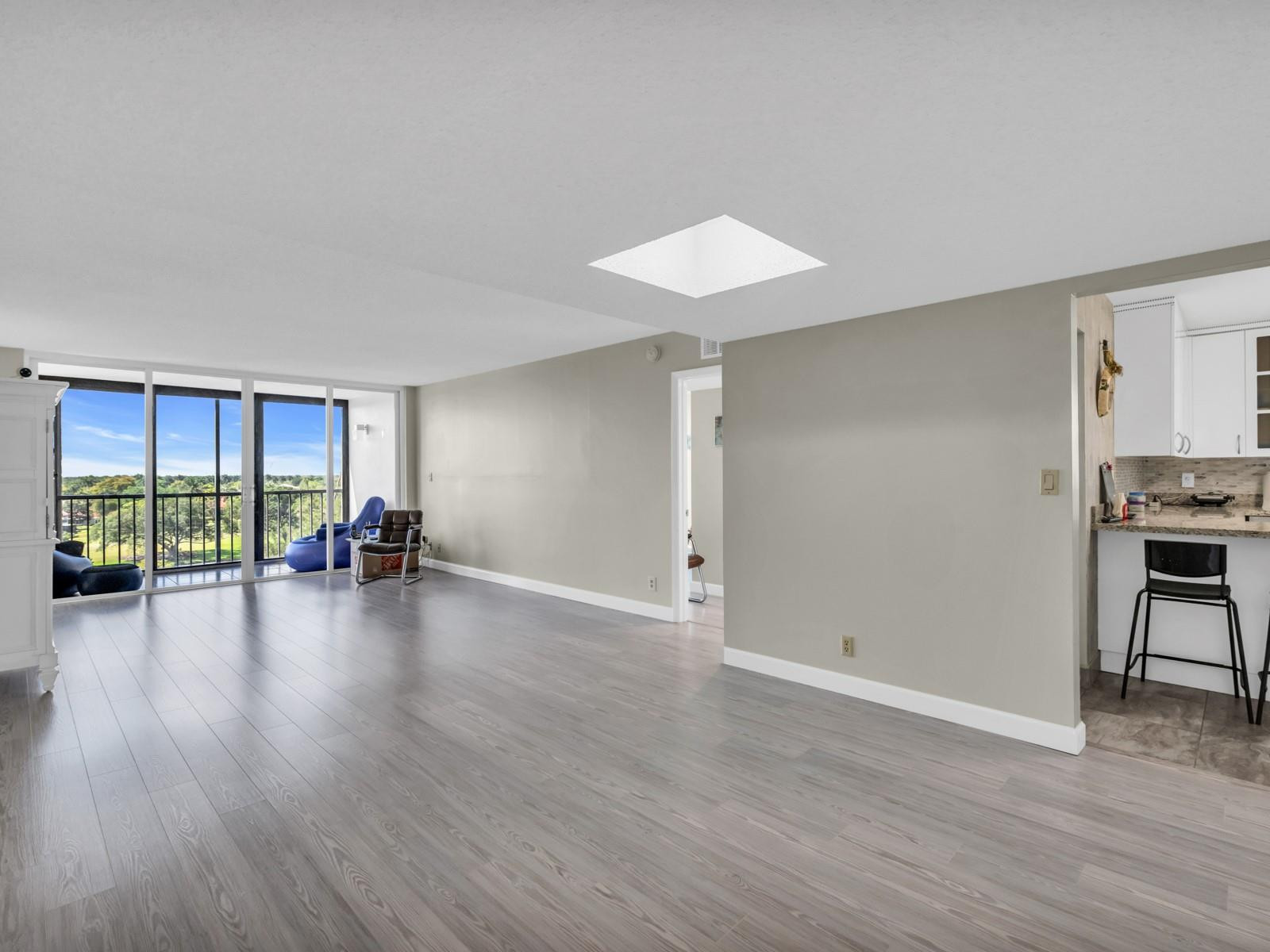 16300 Golf Club Road, Unit 719 Weston, FL 33326 - Photo 10 of 36 Photo 10