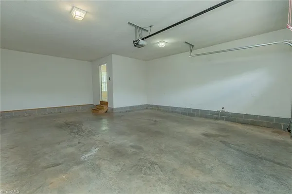 $269,900 | 676 Old Castle Drive, Randleman, NC 27317