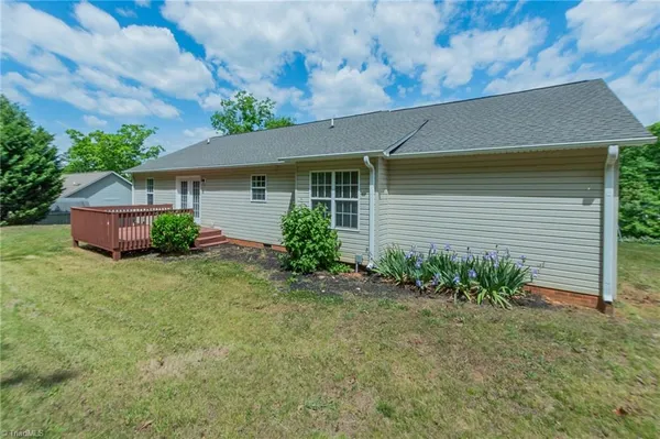 $269,900 | 676 Old Castle Drive, Randleman, NC 27317