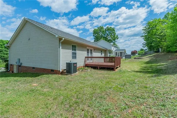 $269,900 | 676 Old Castle Drive, Randleman, NC 27317