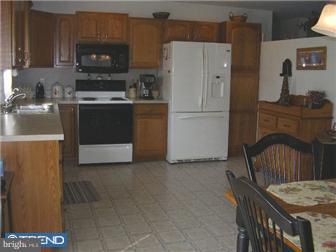 60 Frystown Road Myerstown, PA 17067 - Photo 7 of 11 Kitchen