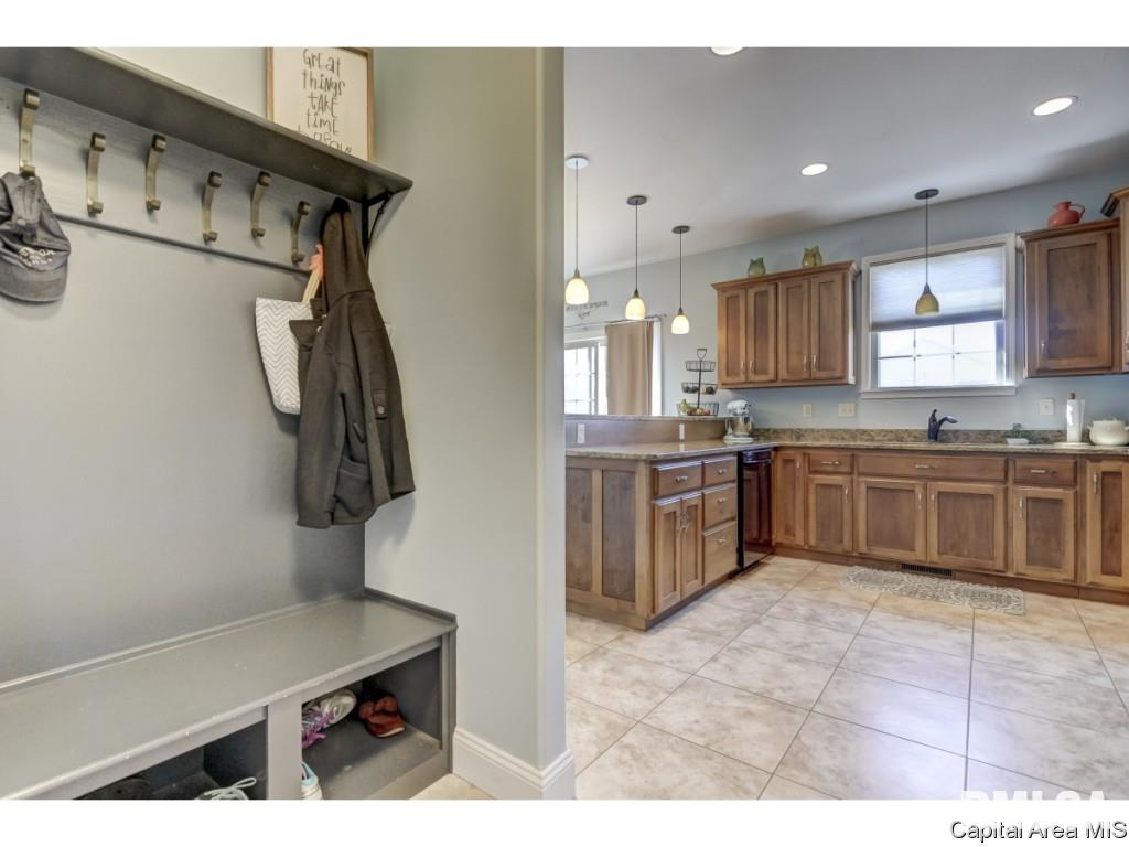 7425 Torrington Way Springfield, IL 62711 - Photo 24 of 36