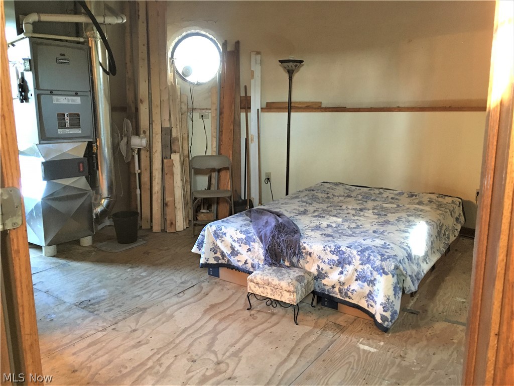 4630 Kolbe Road Lorain, OH 44053 - Photo 18 of 35 Third Floor master bedroom for new owner to finish
