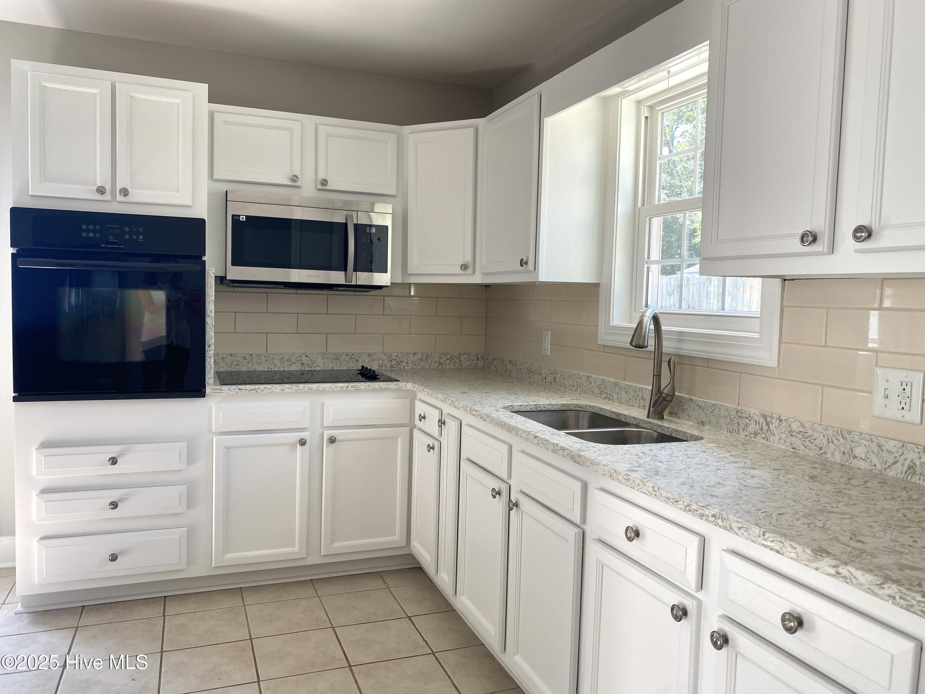 241 Westchester Road Wilmington, NC 28409 - Photo 16 of 29 10