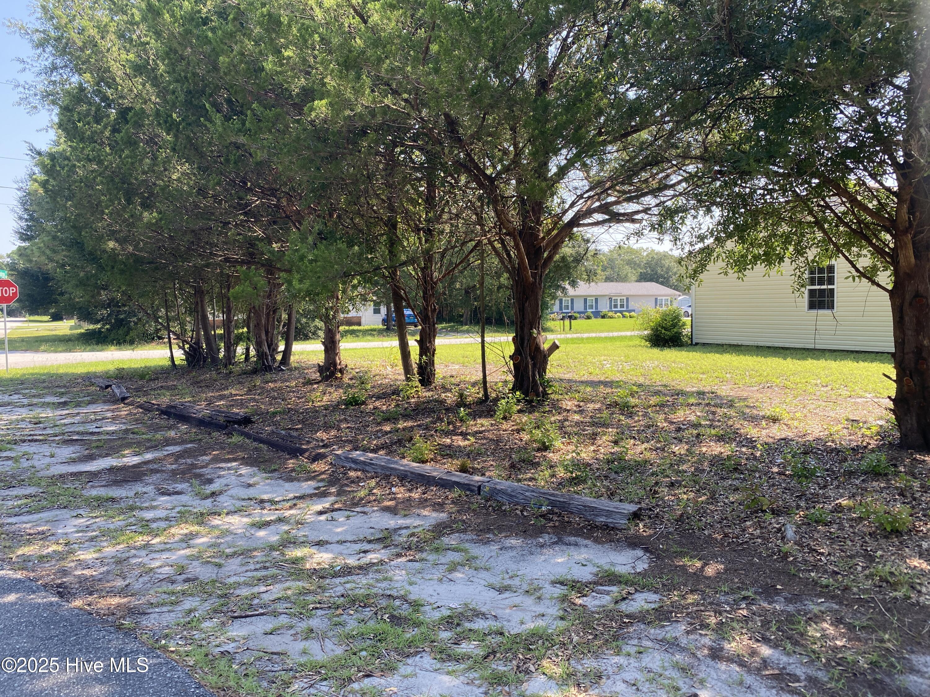 241 Westchester Road Wilmington, NC 28409 - Photo 24 of 29 16