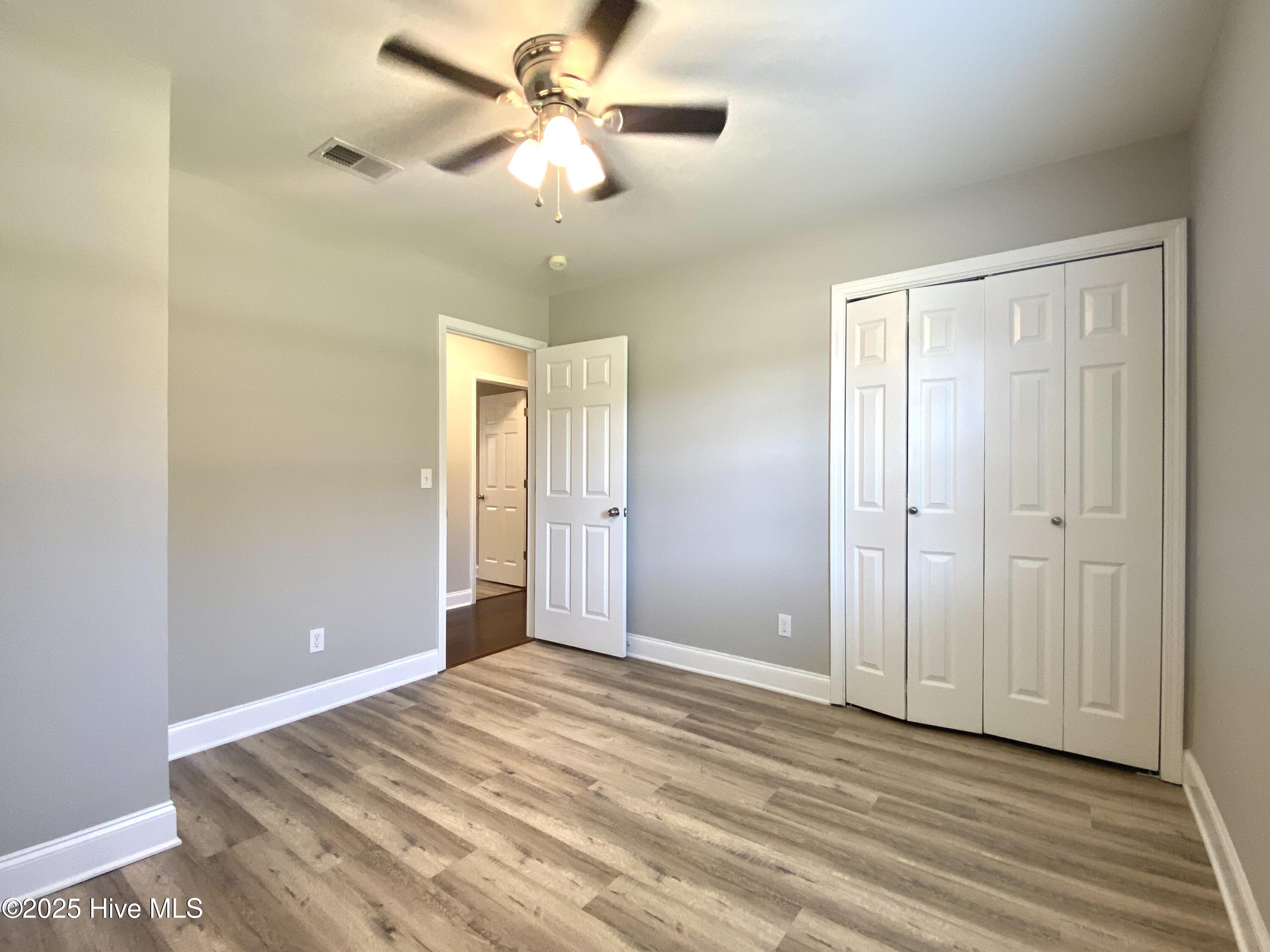 241 Westchester Road Wilmington, NC 28409 - Photo 5 of 29 5