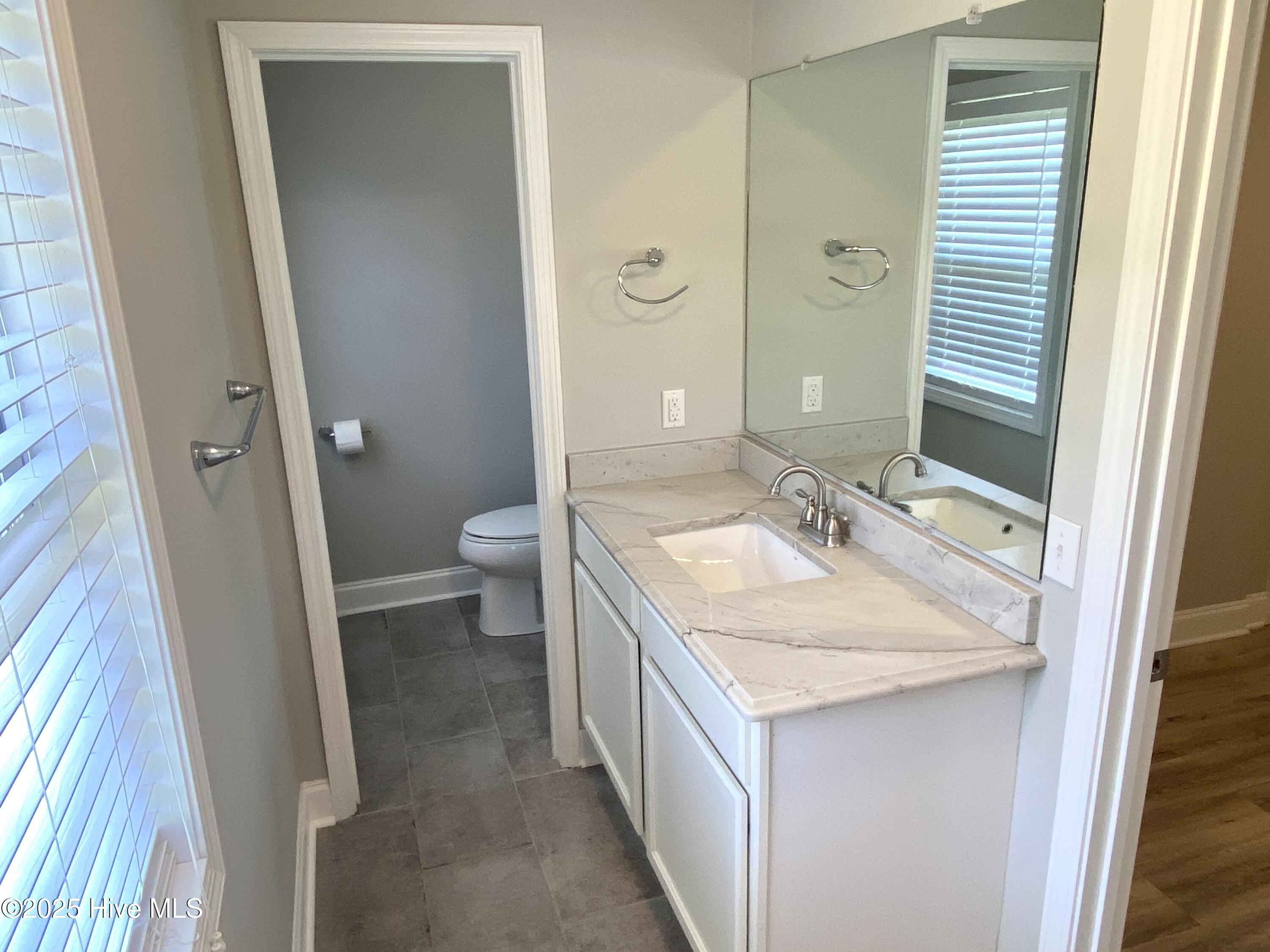 241 Westchester Road Wilmington, NC 28409 - Photo 8 of 29 7.2