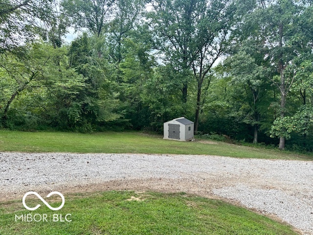11630 West Georgetown Road Columbus, IN 47201 - Photo 27 of 32