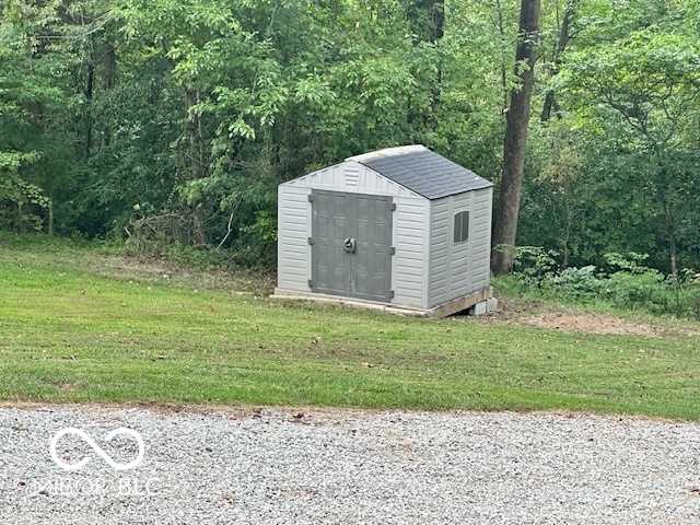 11630 West Georgetown Road Columbus, IN 47201 - Photo 28 of 32