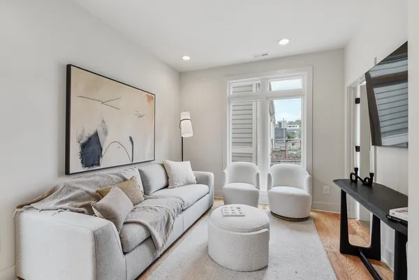 $3,500 | 1721 6th Avenue North, Unit 11, Nashville, TN 37208