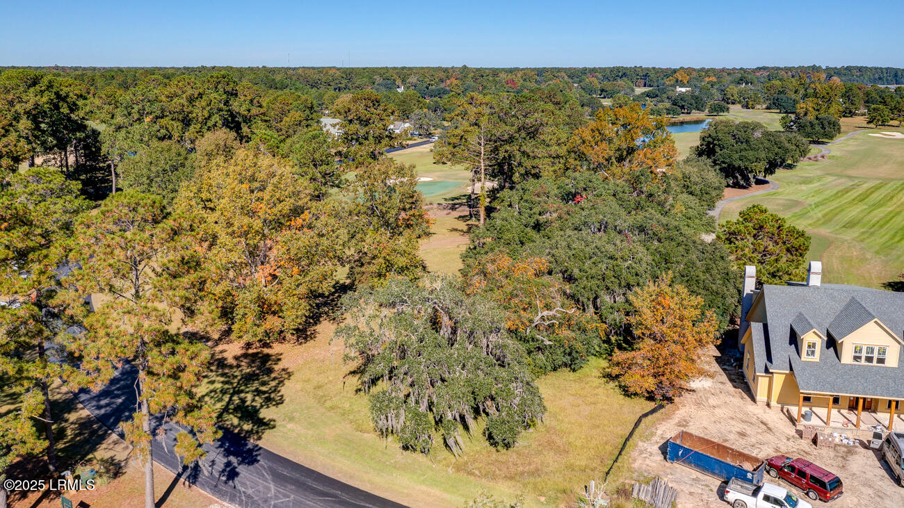 173 Oldfield Way Bluffton, SC 29909 - Photo 7 of 14 173OldfieldWayWR_MoonlightProductions-3