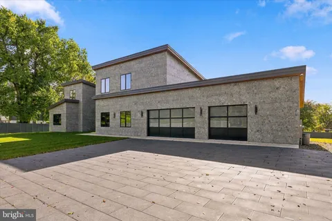 $1,795,000 | 298 Paoli Pike, Malvern, PA 19355