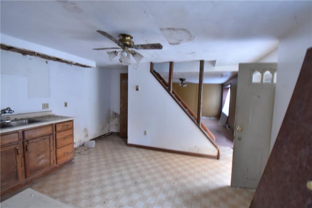 40 Mawhinney Road Cecil, PA 15321 - Photo 4 of 10