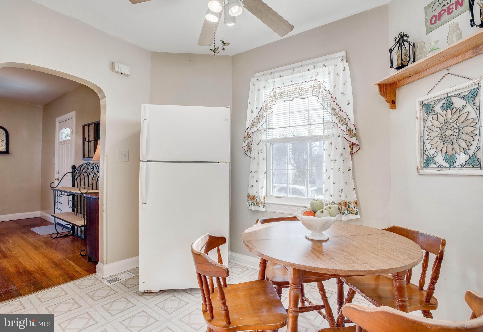 2622 Wycliffe Road Baltimore, MD 21234 - Photo 17 of 30 Kitchen