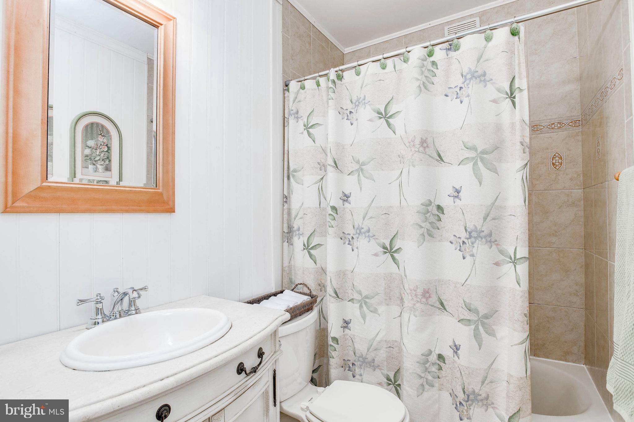 2622 Wycliffe Road Baltimore, MD 21234 - Photo 22 of 30 Bath