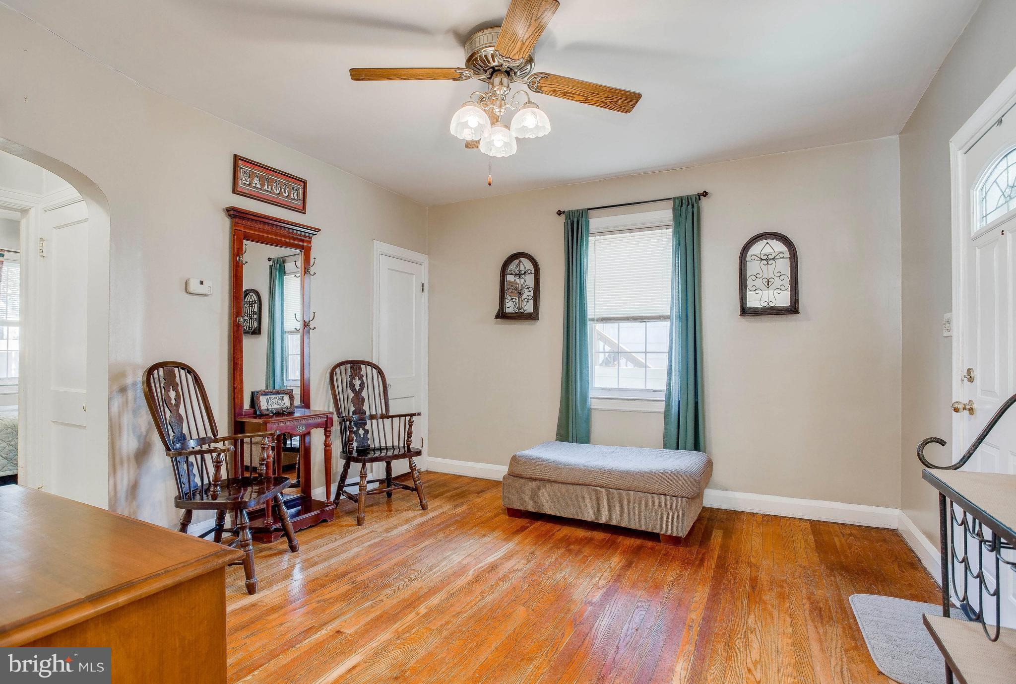 2622 Wycliffe Road Baltimore, MD 21234 - Photo 8 of 30 Living Room