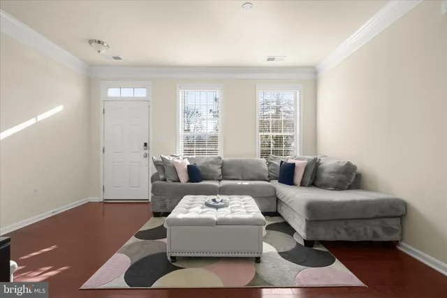 $400,000 | 2549 Campus Way North, Unit 58, Lanham, MD 20706