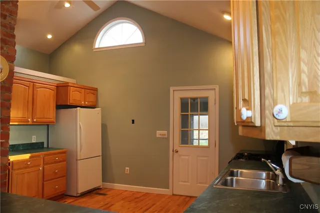 $1,950 | 202 Monroe Street, Hounsfield, NY 13685