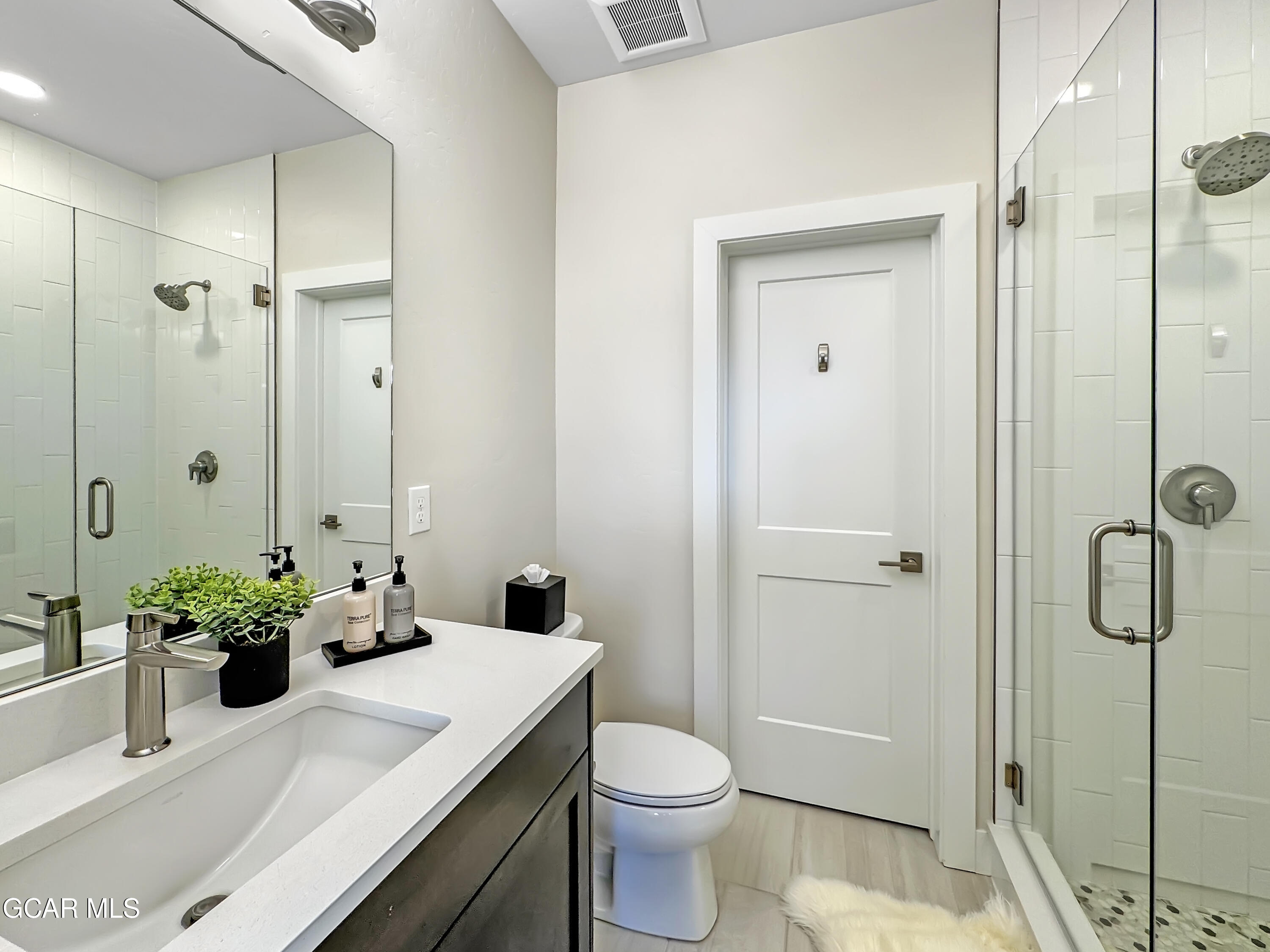 166 Homestead Loop Fraser, CO 80442 - Photo 43 of 56 a bathroom with a sink a toilet and shower