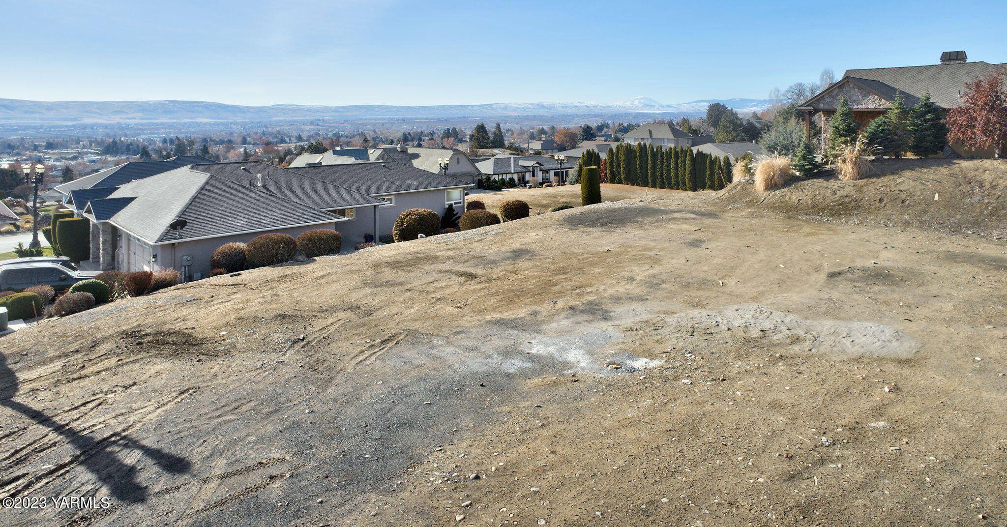 5834 Scenic Ridge Loop Yakima, WA 98908 - Photo 2 of 7 a view of a terrace