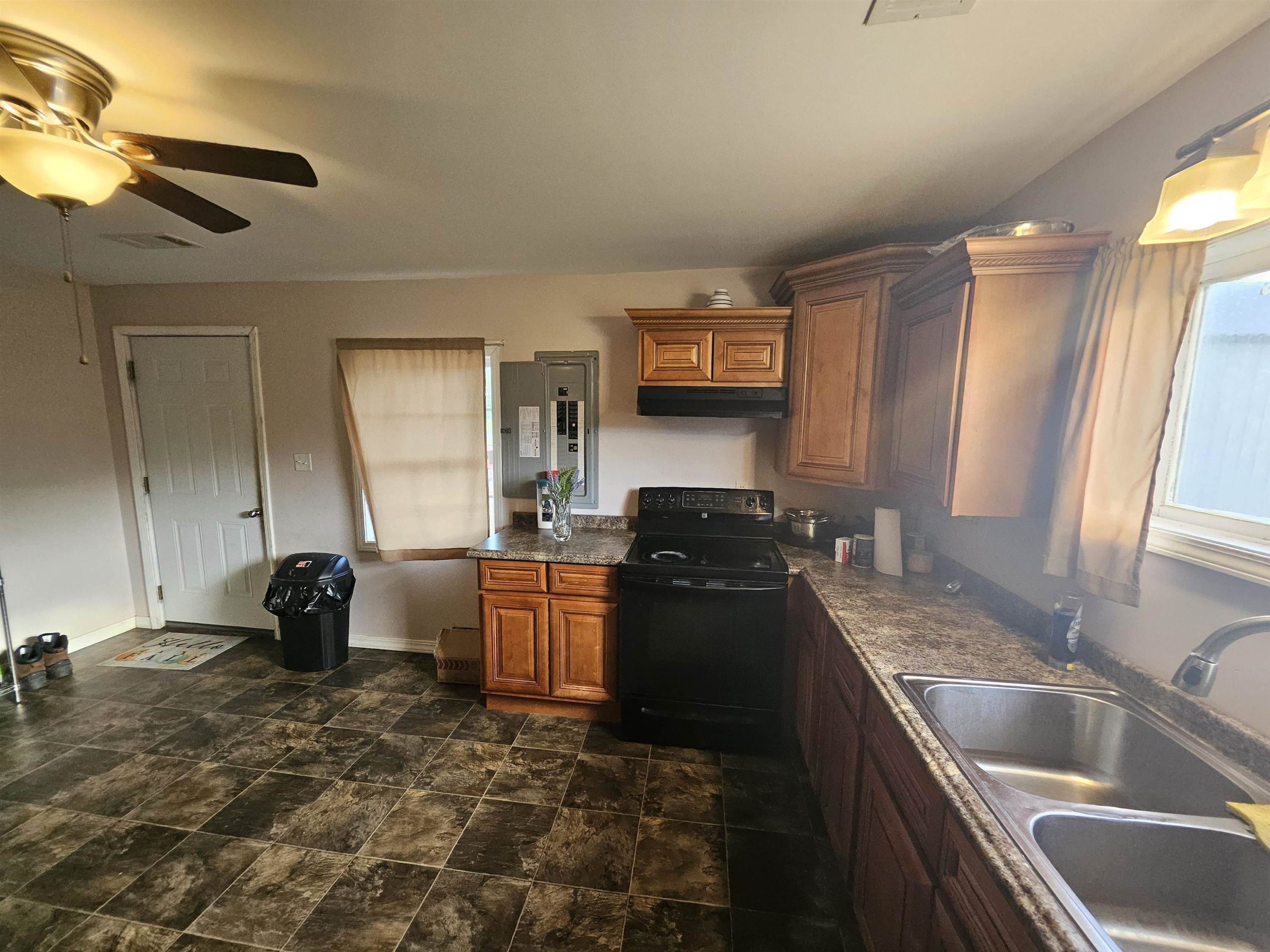 1285 Hebron Road Bruceton, TN 38317 - Photo 17 of 40 Photo 17