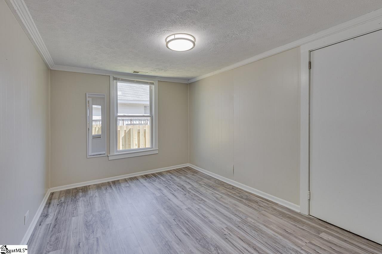 26 8th Street Greer, SC 29651 - Photo 15 of 25