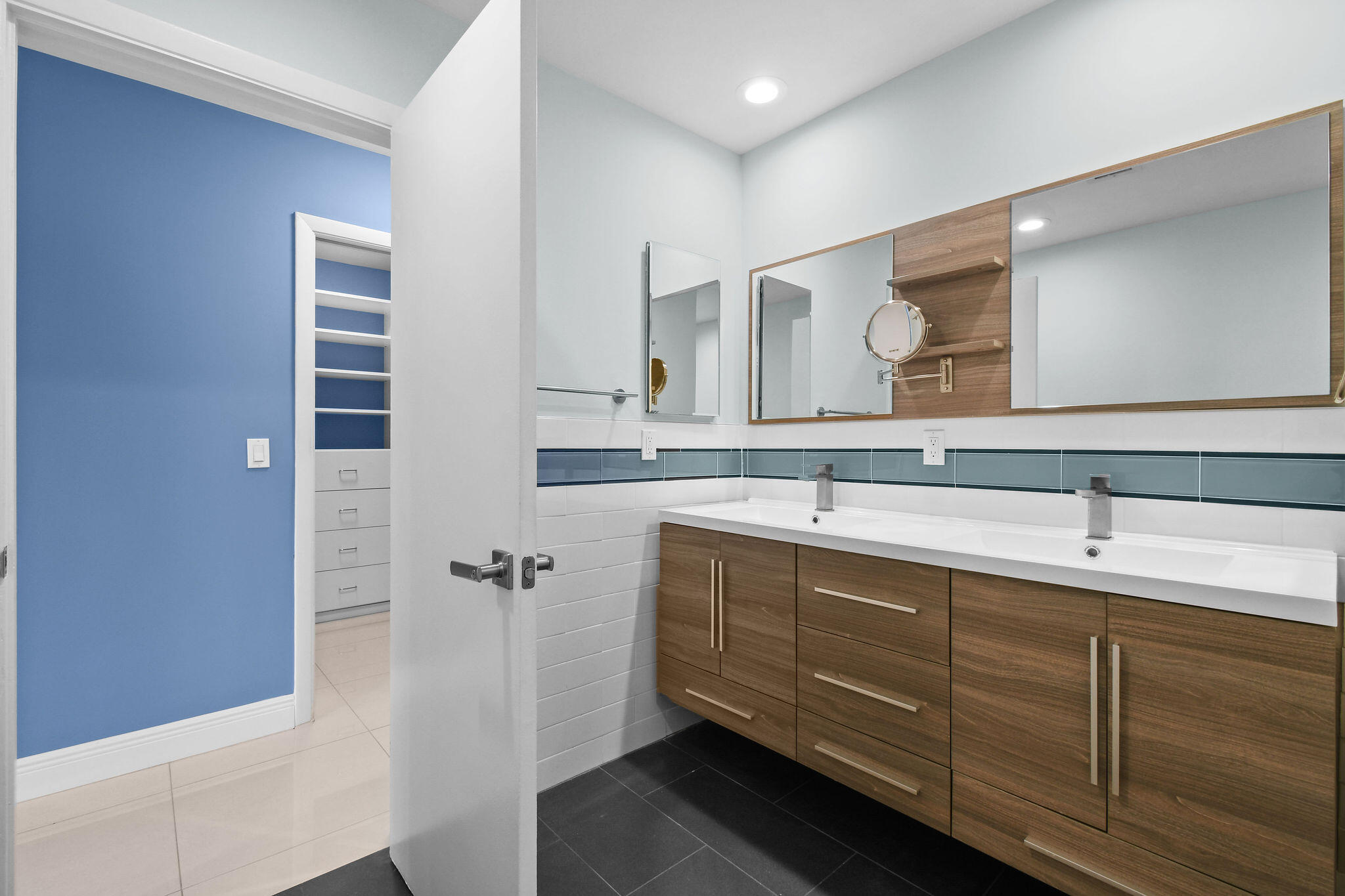 1100 Surf Road, Unit 214 Singer Island, FL 33404 - Photo 21 of 46 1100SurfRd#214,SingerIsland(34)