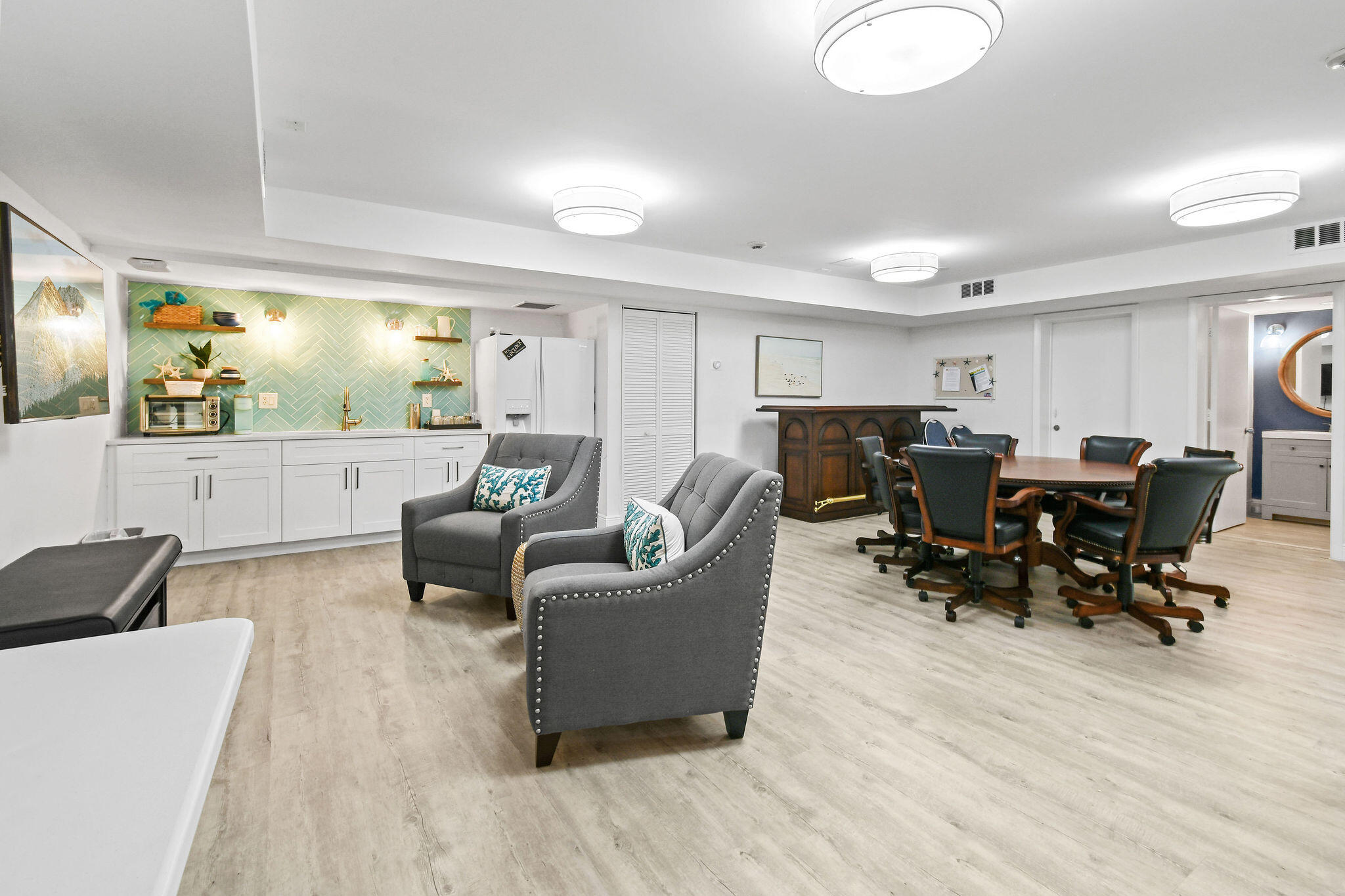 1100 Surf Road, Unit 214 Singer Island, FL 33404 - Photo 32 of 46 Community Room