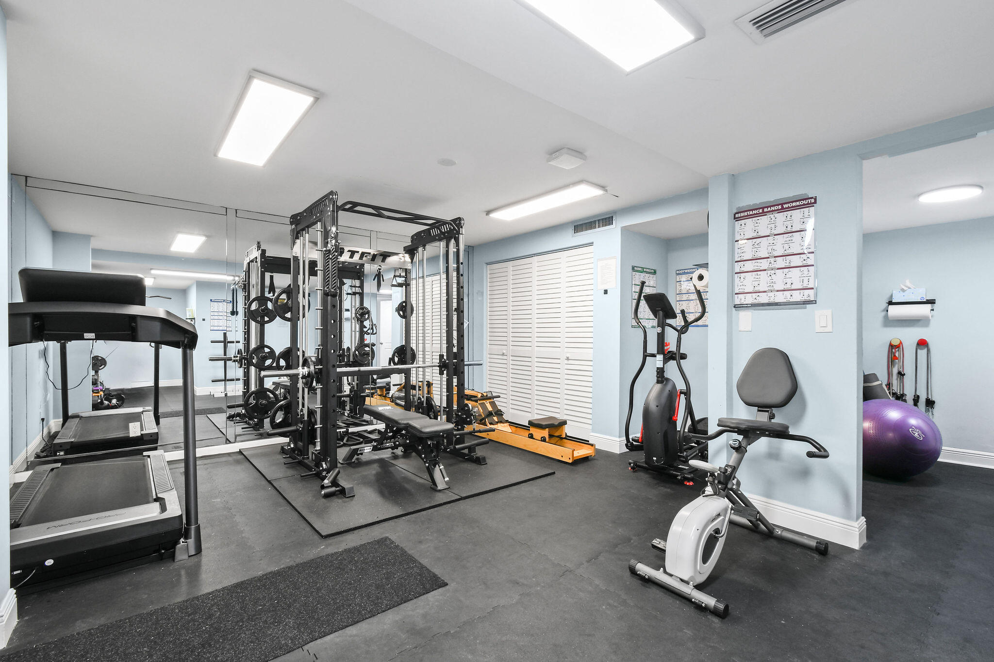 1100 Surf Road, Unit 214 Singer Island, FL 33404 - Photo 35 of 46 1100SurfRd#214,SingerIsland(55)