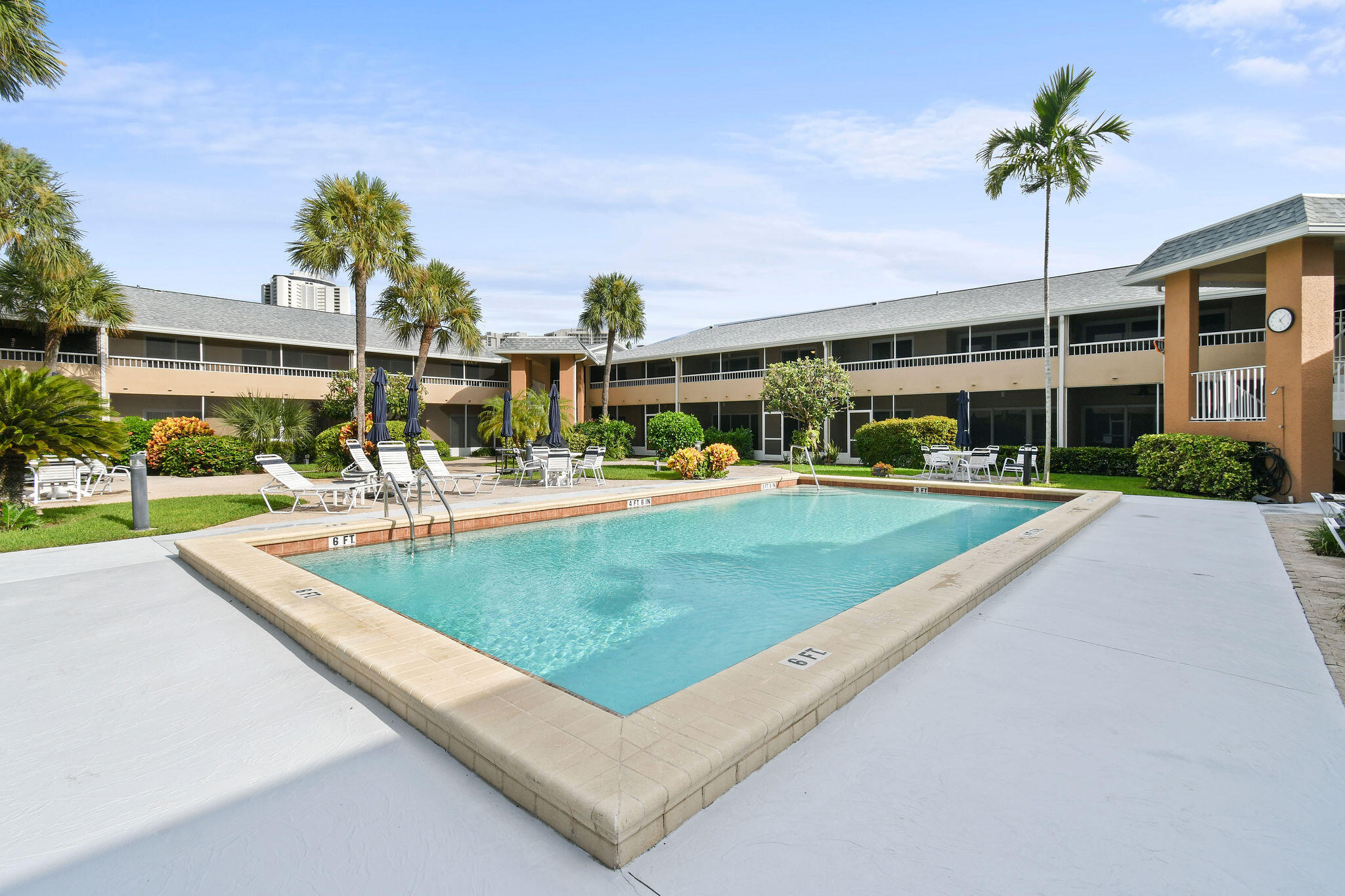 1100 Surf Road, Unit 214 Singer Island, FL 33404 - Photo 38 of 46 1100SurfRd#214,SingerIsland(60)