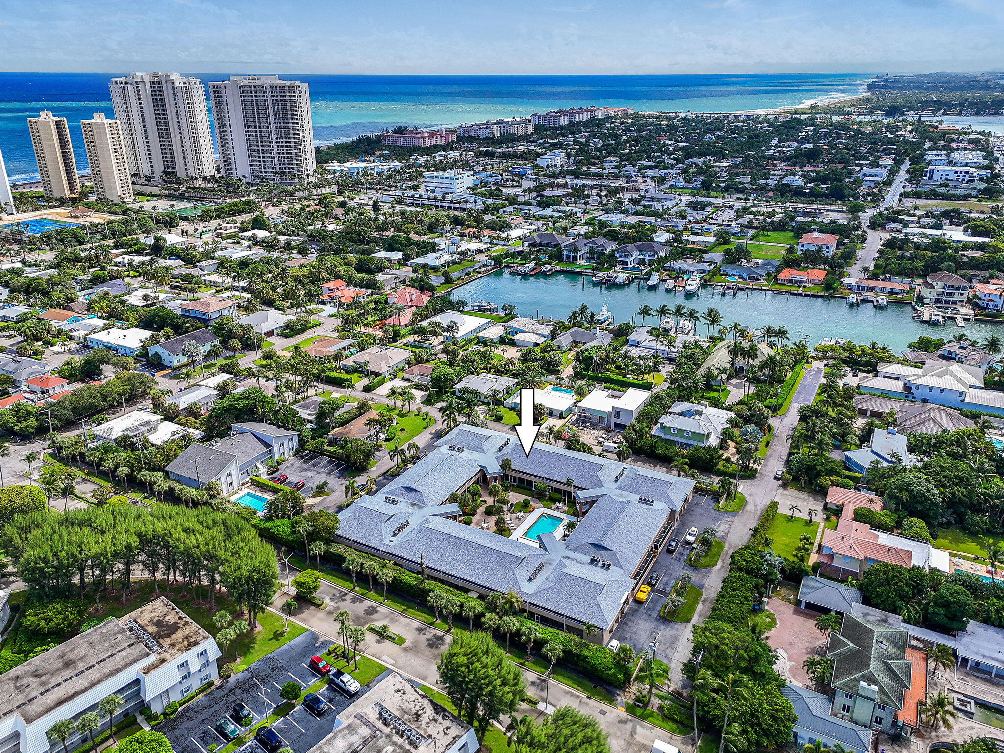 1100 Surf Road, Unit 214 Singer Island, FL 33404 - Photo 42 of 46 1100SurfRd#214Aerials(18)a