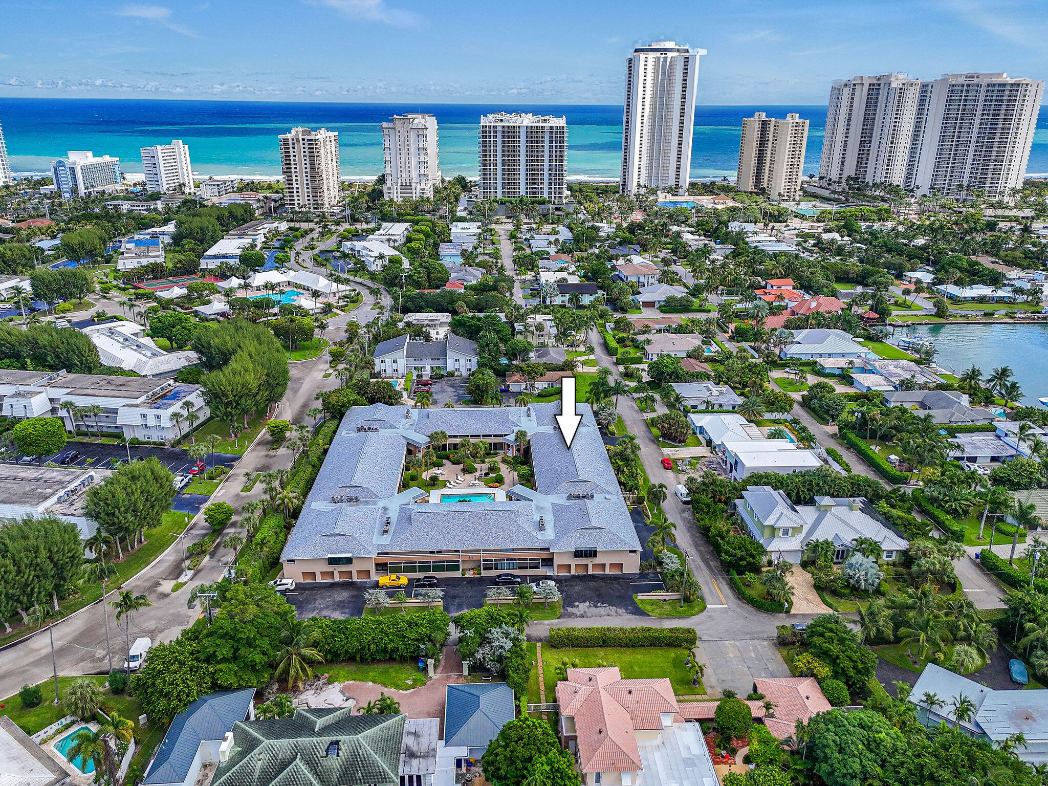 1100 Surf Road, Unit 214 Singer Island, FL 33404 - Photo 43 of 46 1100SurfRd#214Aerials(9)a