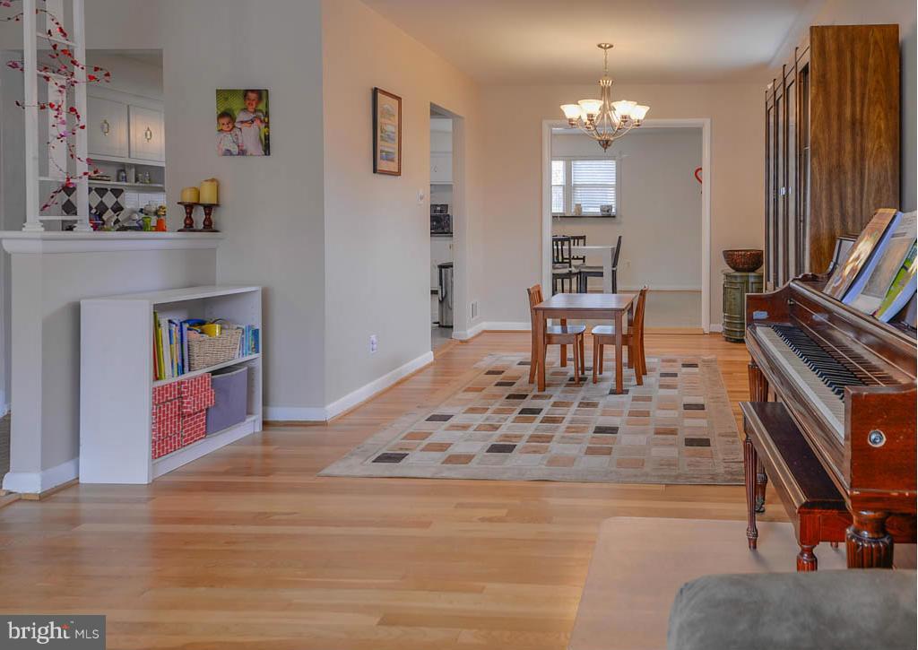Living Room/Dining Room
