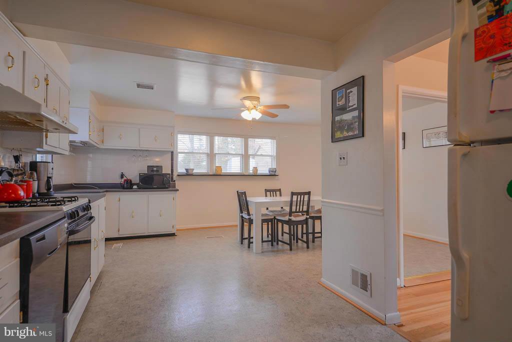2709 Finch Street Silver Spring, MD 20902 - Photo 9 of 28 Kitchen