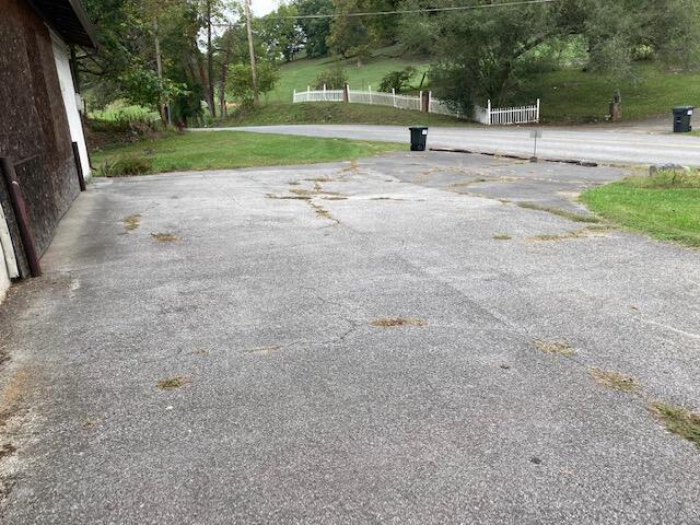 636 Chadwell Road Kingsport, TN 37660 - Photo 28 of 28 IMG_0910