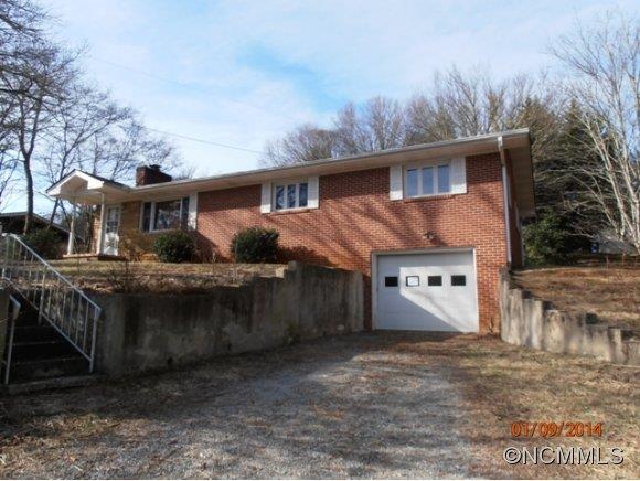 738 Gallimore Road Brevard, NC 28712 - Photo 1 of 13 Gallery Image 1