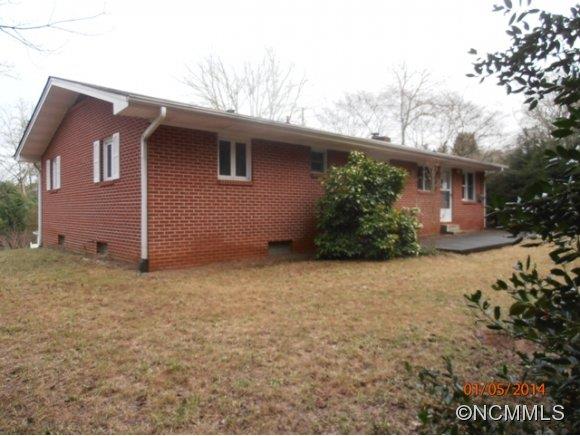 738 Gallimore Road Brevard, NC 28712 - Photo 2 of 13 Gallery Image 2