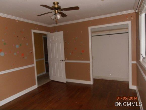 738 Gallimore Road Brevard, NC 28712 - Photo 9 of 13 Gallery Image 9