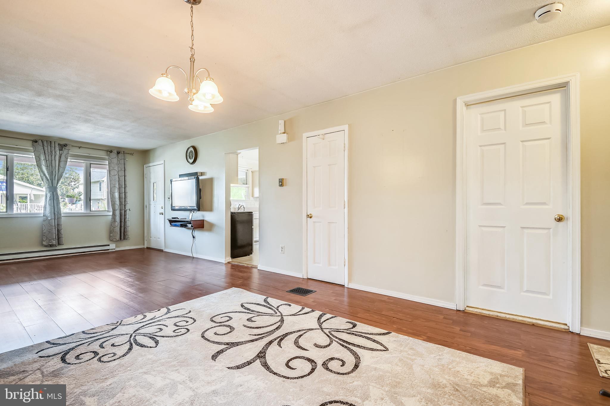 7331 Chesapeake Road Baltimore, MD 21220 - Photo 27 of 35 Dining Room w/Beautiful /Hardwood Floors