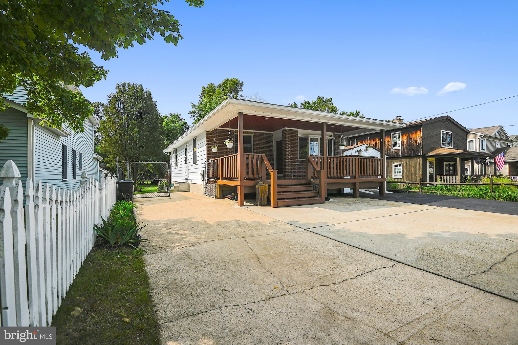 7331 Chesapeake Road Baltimore, MD 21220 - Photo 10 of 35 Plenty of Parking