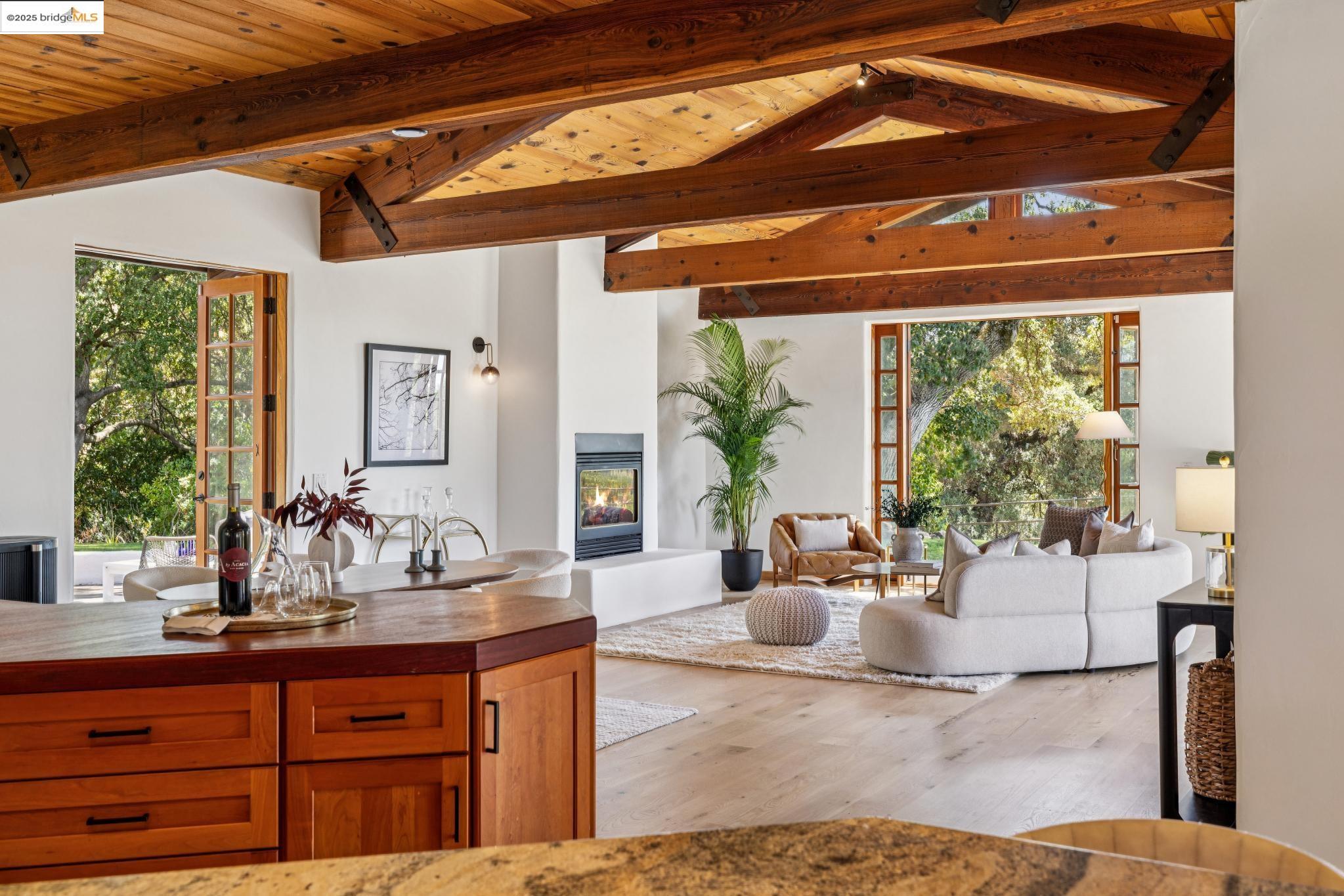 1531 Foster Road Napa, CA 94558 - Photo 20 of 57