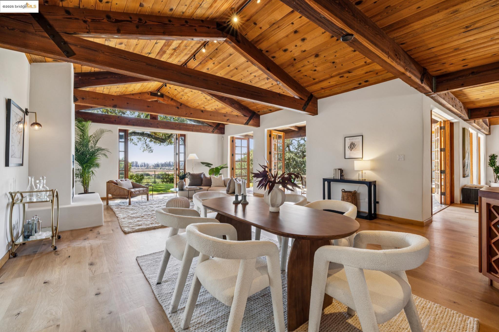 1531 Foster Road Napa, CA 94558 - Photo 21 of 57