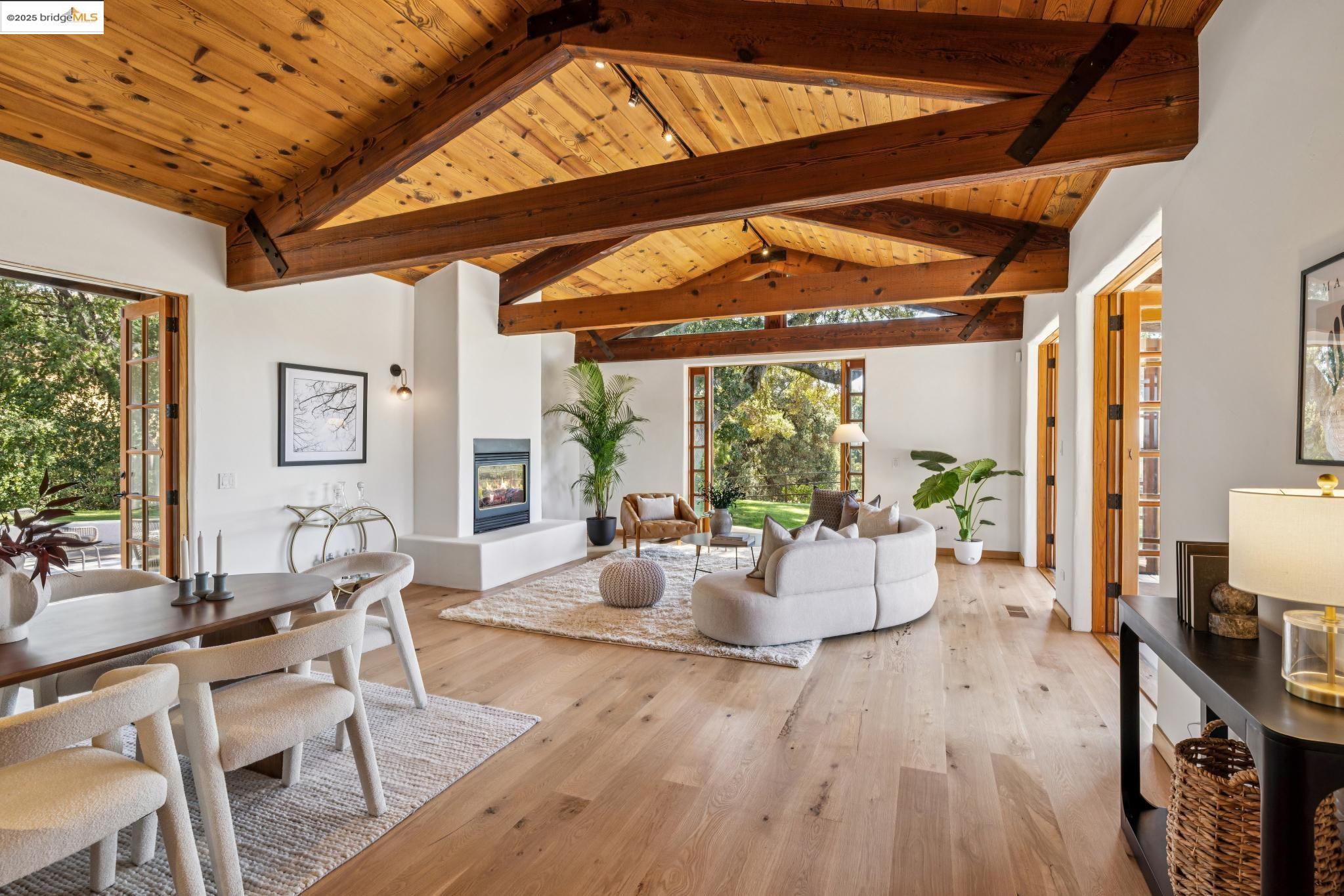 1531 Foster Road Napa, CA 94558 - Photo 22 of 57