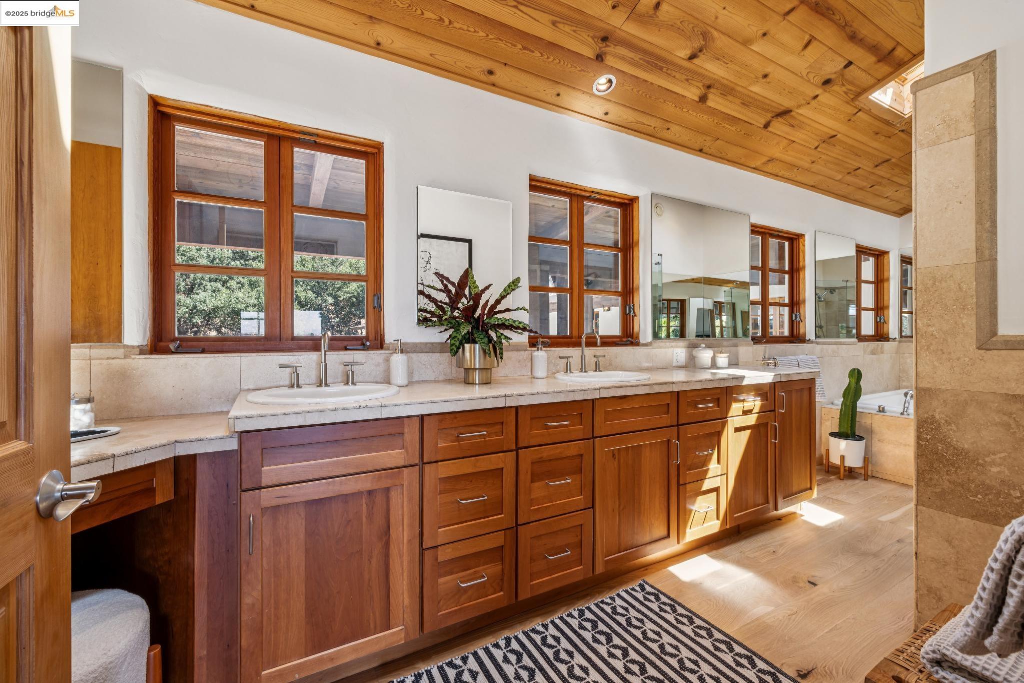 1531 Foster Road Napa, CA 94558 - Photo 35 of 57