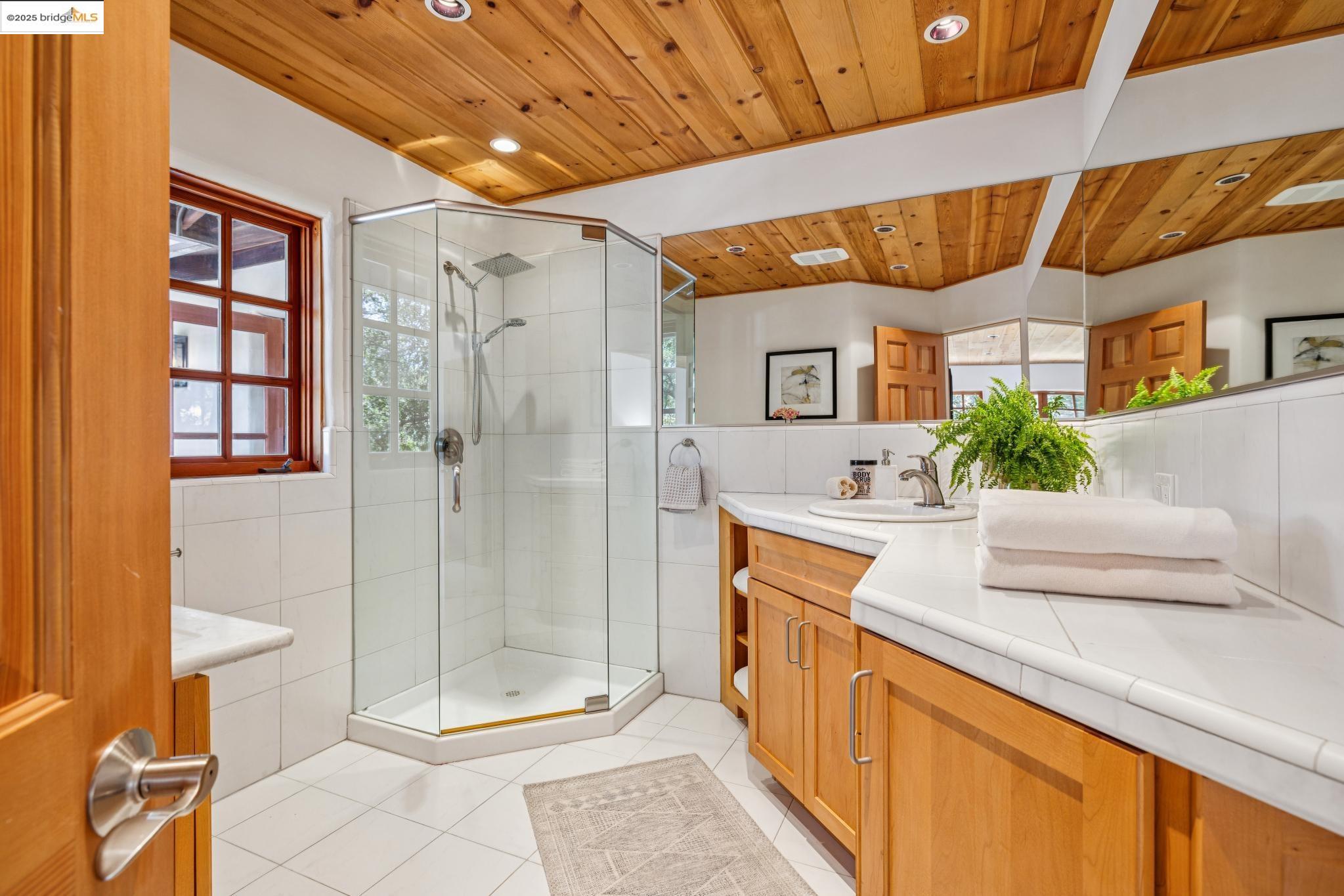 1531 Foster Road Napa, CA 94558 - Photo 40 of 57