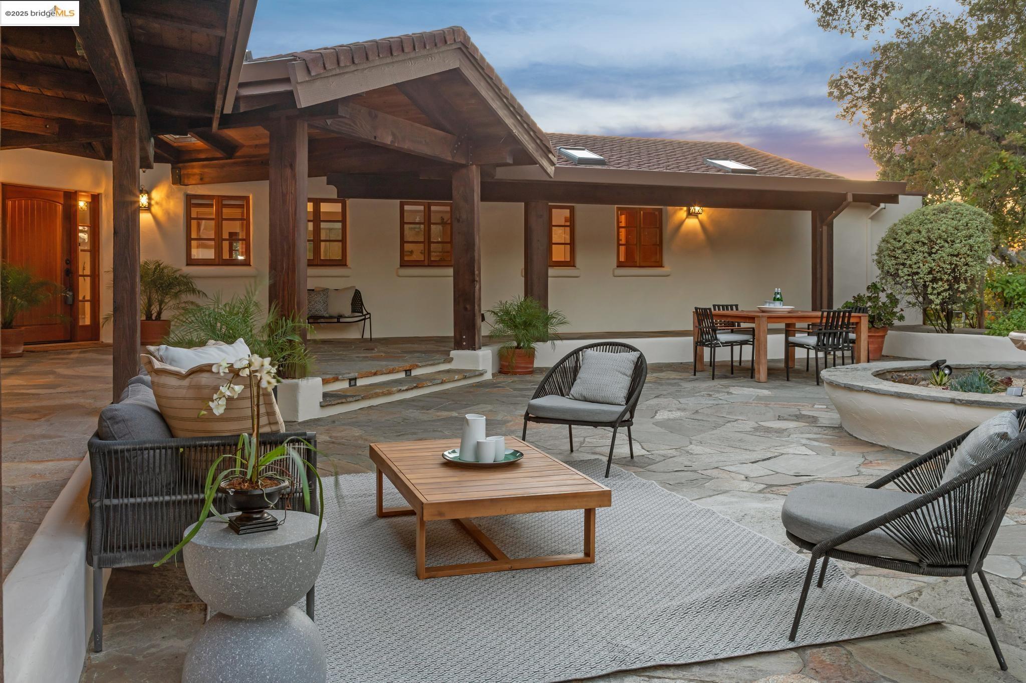 1531 Foster Road Napa, CA 94558 - Photo 5 of 57