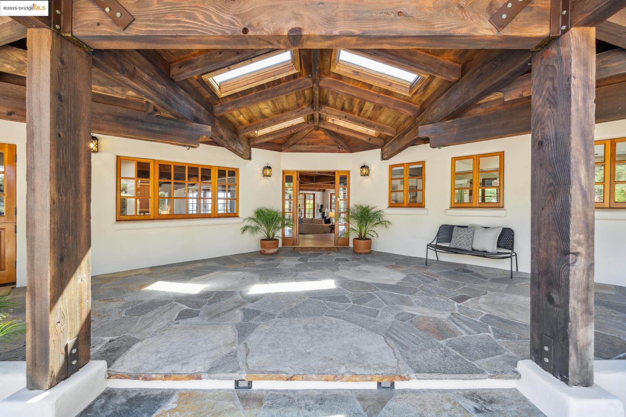 1531 Foster Road Napa, CA 94558 - Photo 8 of 57