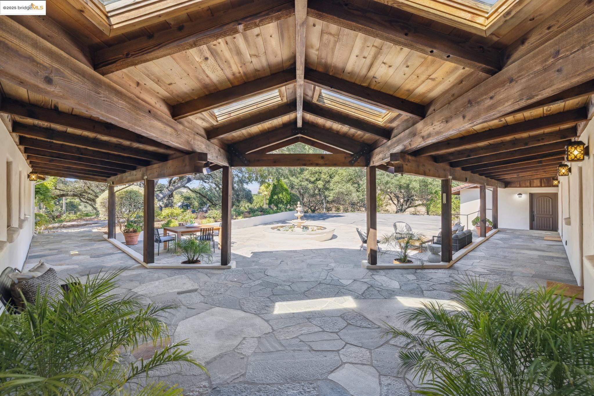 1531 Foster Road Napa, CA 94558 - Photo 9 of 57